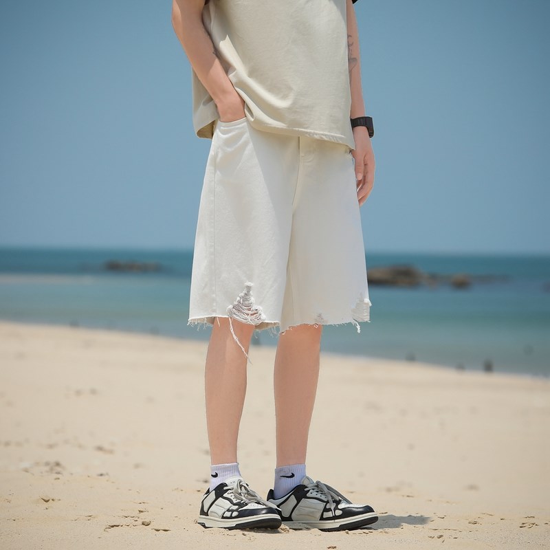 白色夏季新款破洞牛仔短裤男休闲百搭美式高街五分裤直筒宽松中裤