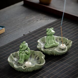 倡议陶瓷禅趣打坐青蛙线香插直立双孔香架amazon热销禅意提神香座