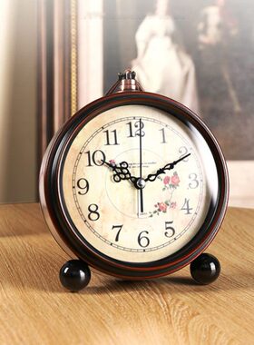 IYR7复古小闹钟桌面台式钟表摆件座钟静音老人钟家用卧室时钟台钟