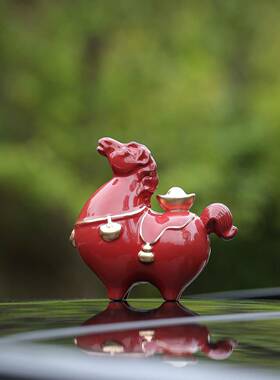 红色陶瓷摆件创意家居饰品客品厅办公室工艺招YA181818财装马到成