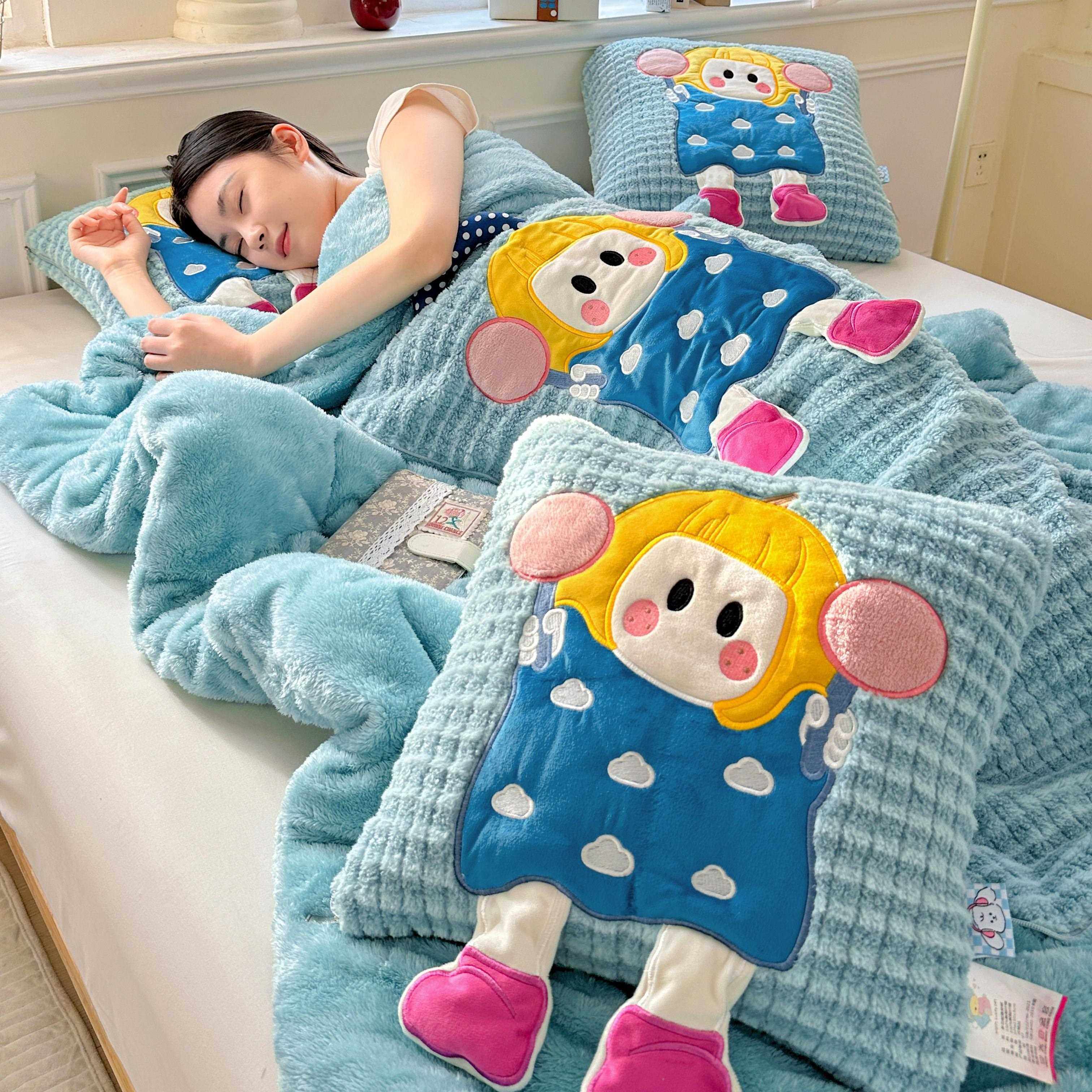 手提叠加厚绒抱枕折被子两室用GB202510车靠垫枕头被办公午载休沙,居家布艺,抱枕被,淘宝优惠券,粉丝福利购,淘宝优惠卷