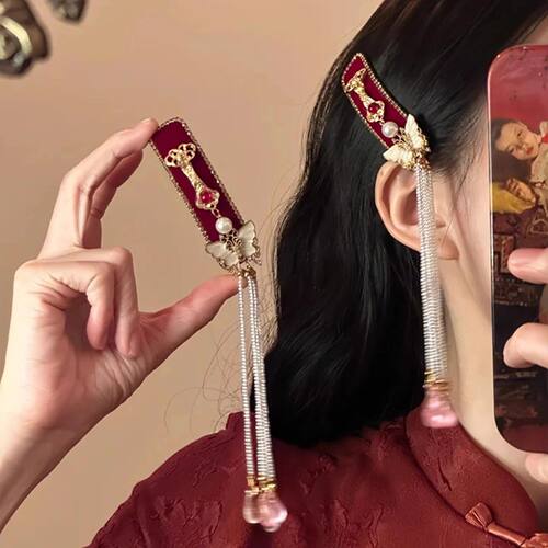 新中式红蝴蝶珍珠流苏发夹