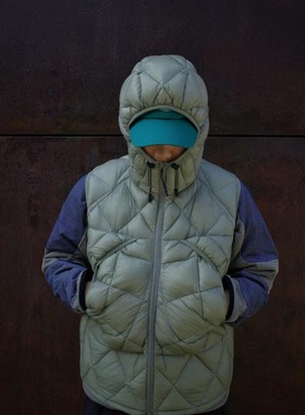 ROA HIKING LIGHT DOWN 机能防撕裂轻质保暖羽绒马甲男女同款秋冬