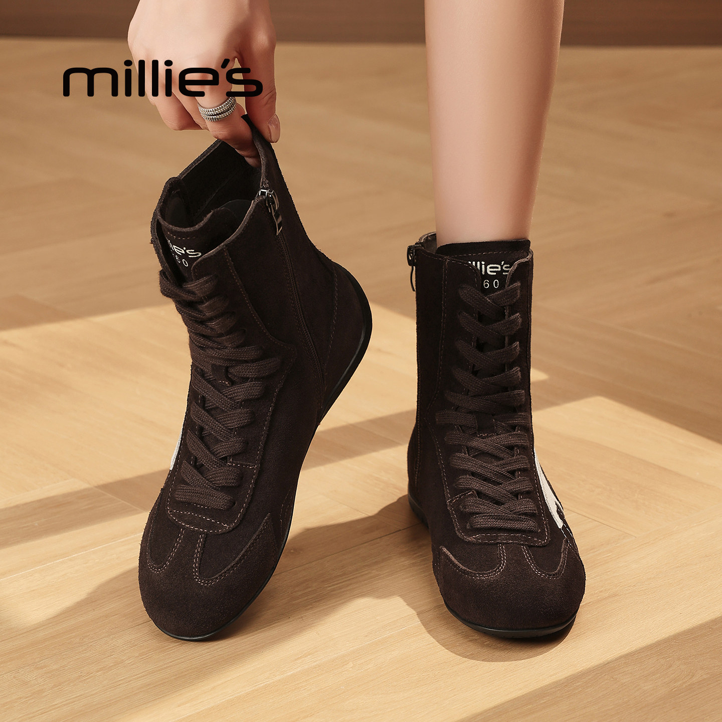 MILLIE'S/妙丽复古磨砂皮短靴女2026新款秋冬款圆头系带马丁靴Z