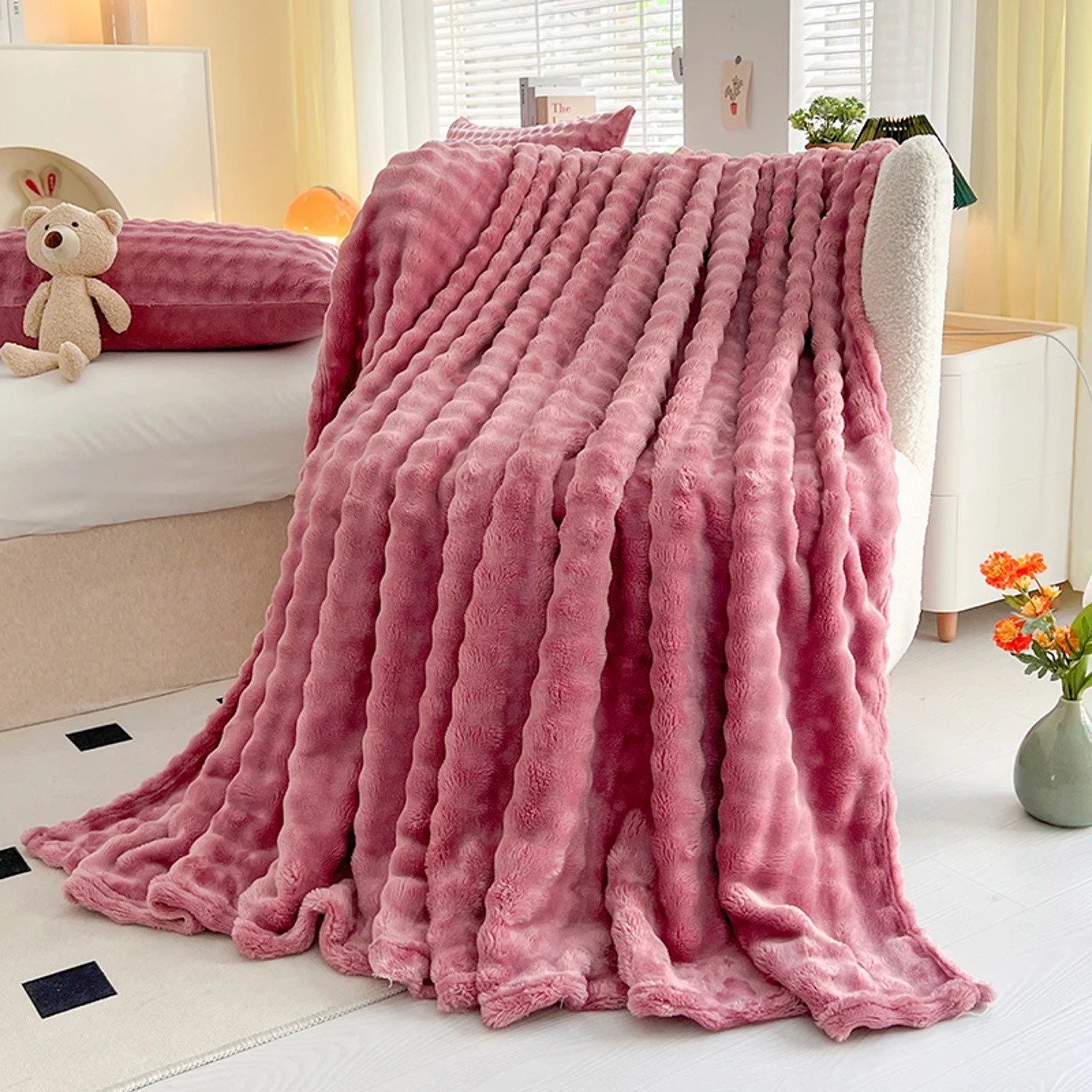 New Bubble Fleece Blanket - Solid Color Rolled Edge Cover B