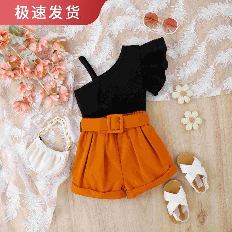 薪童装欧美女童夏吊带斜肩荷叶袖上衣腰带卷边短裤潮范儿童套装