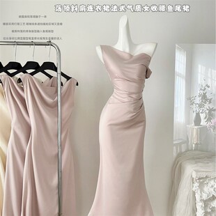 从一时刻【比弗利娇妻】荡领斜肩连衣裙法式气质女三色收腰鱼尾裙