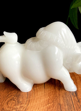 天然玉石汉白玉牛手工雕刻家居办公室客厅桌面摆件日常送礼工艺品