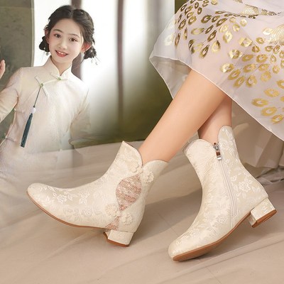 女童汉服鞋子儿童高跟2025新款春秋单靴马面裙古风新中式国风短靴