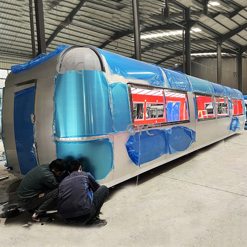 加长镜面餐车主题餐厅 景区活动美陈售卖移动房车多功能快餐车