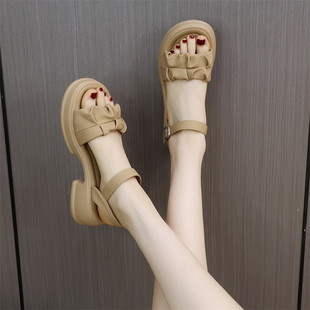 小个子增高厚底凉鞋 仙女风休闲百搭粗跟沙滩 女夏外穿20z23年新款