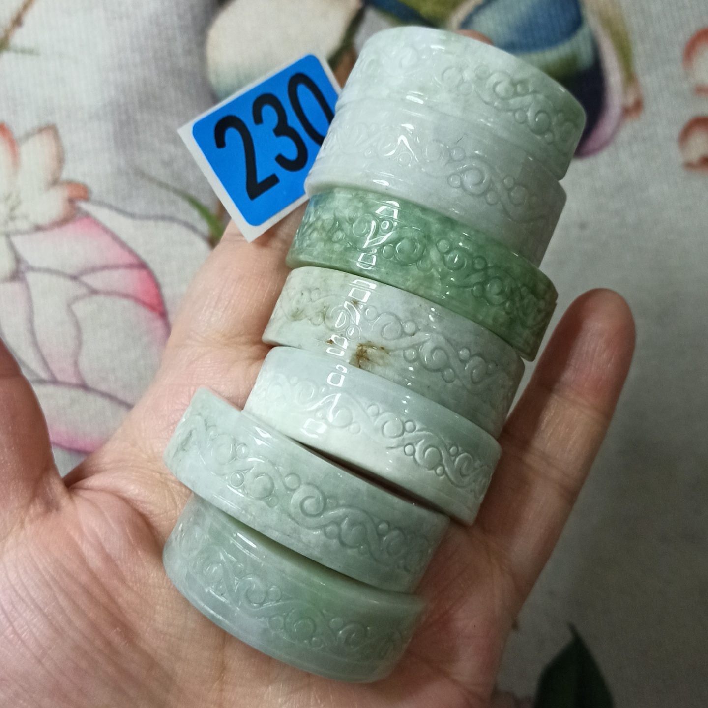 天然翡翠手牌雕刻件光面手排