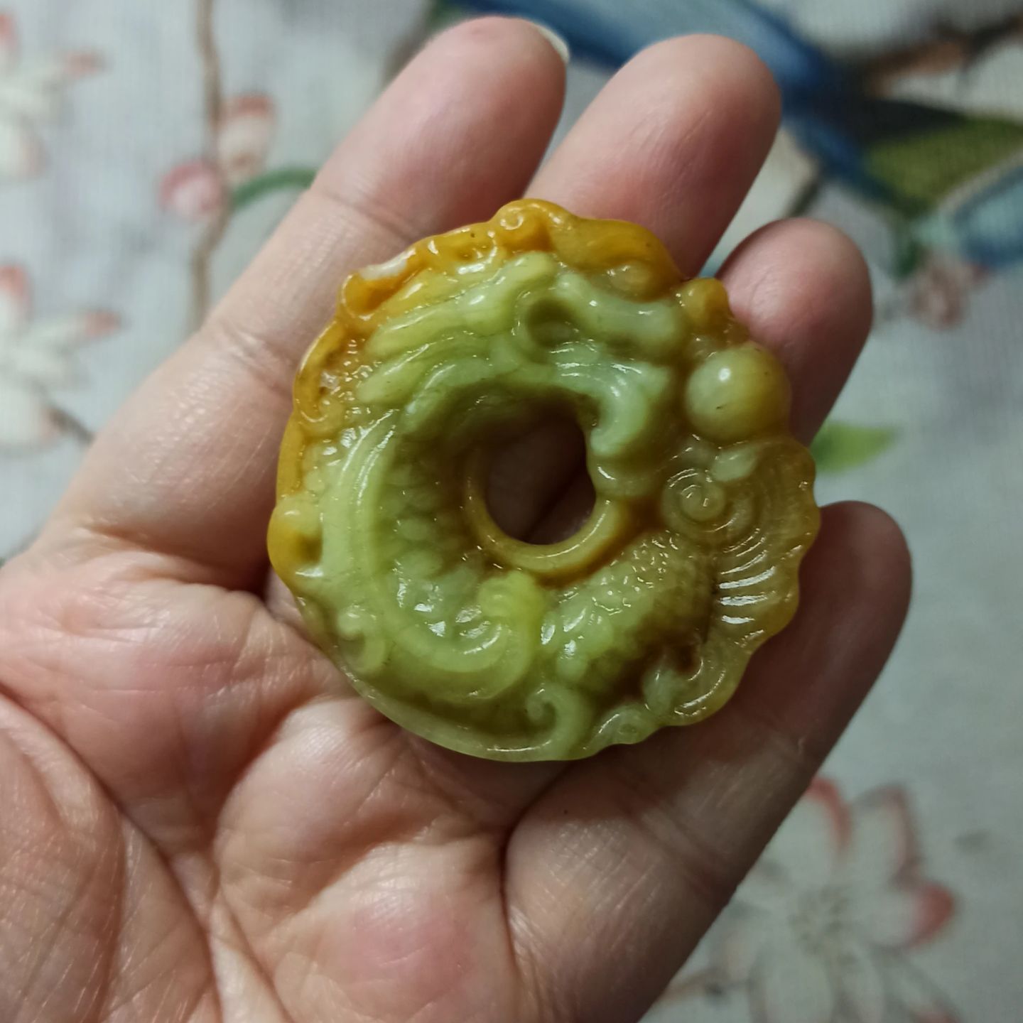 辽宁岫玉吊坠特色仿古龙扣牌