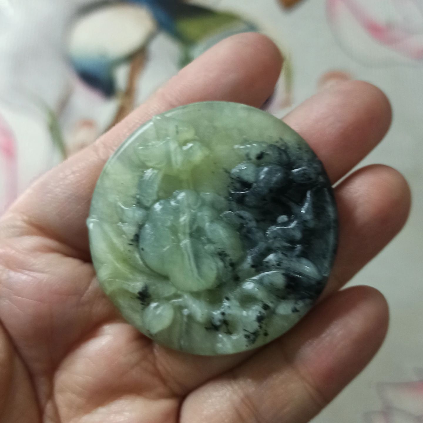 辽宁岫玉吊坠特色水墨蝶恋花