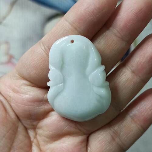 天然翡翠吊坠雕刻件手把件飘花
