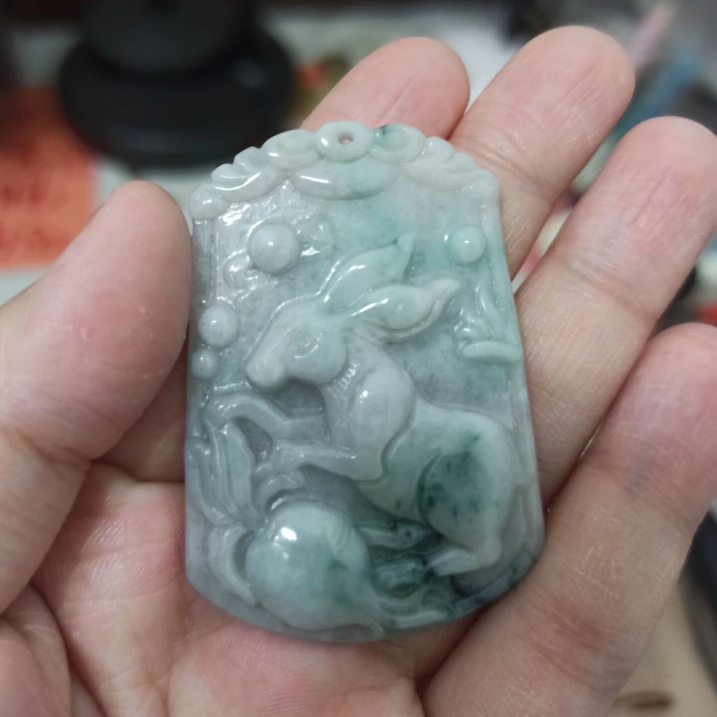 444缅甸天然翡翠吊坠如意福牌飘花生肖兔牌卡53X36mm左右满48包邮