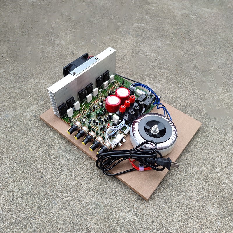 600W220V蓝牙重低音2.1t声道功放 环牛3声道A1943VC5200功放板大