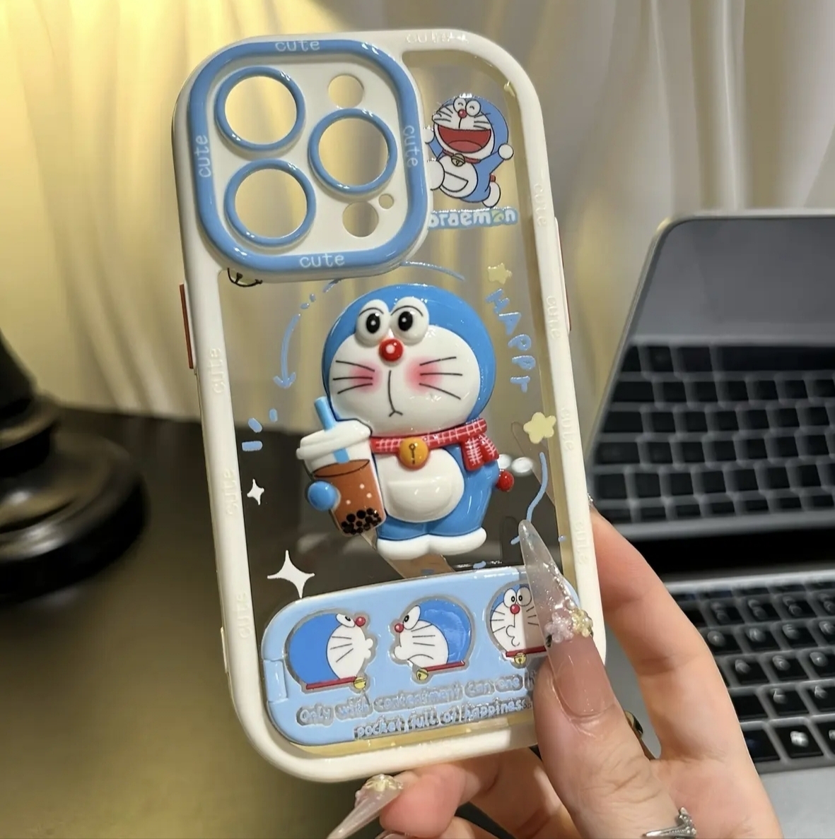 iPhone16可爱叮当猫情侣手机壳