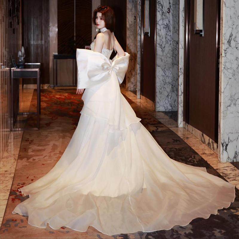 高货速发抹胸轻婚纱新娘缎面鱼尾订婚出门纱简约气质大蝴蝶结迎宾