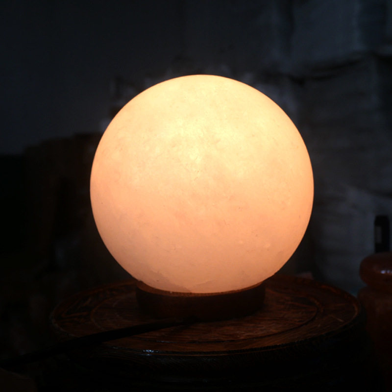 喜马拉雅水晶盐月球小夜灯