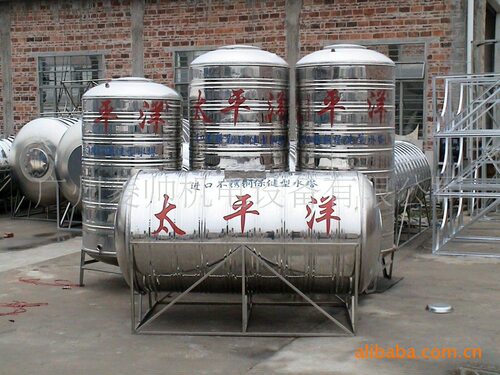 立式7吨不锈钢圆形水塔不锈钢立式水箱批发零售