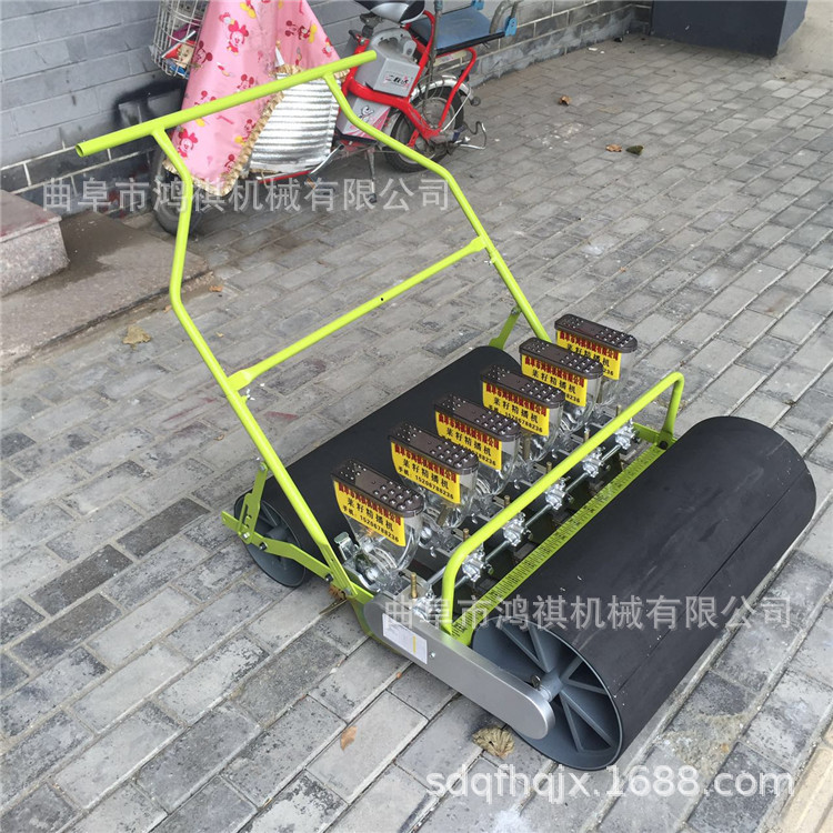 天长销售菜籽精播机 功能齐全蔬菜播种机 手推蔬菜精播机K