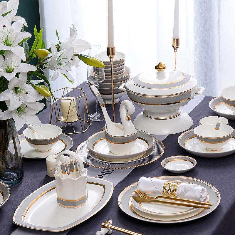 60头骨瓷餐具套装10人家用组合碗盘成套餐具欧式碗碟套装套餐餐具