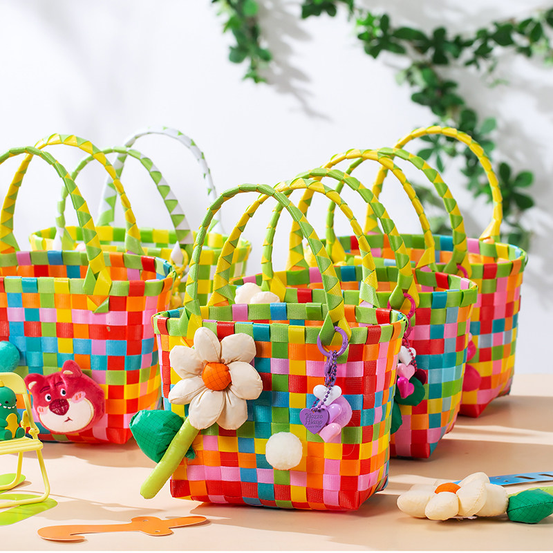 宝宝百天回礼卡通网红款伴手礼篮子宝宝满月周岁幼儿园生日礼盒