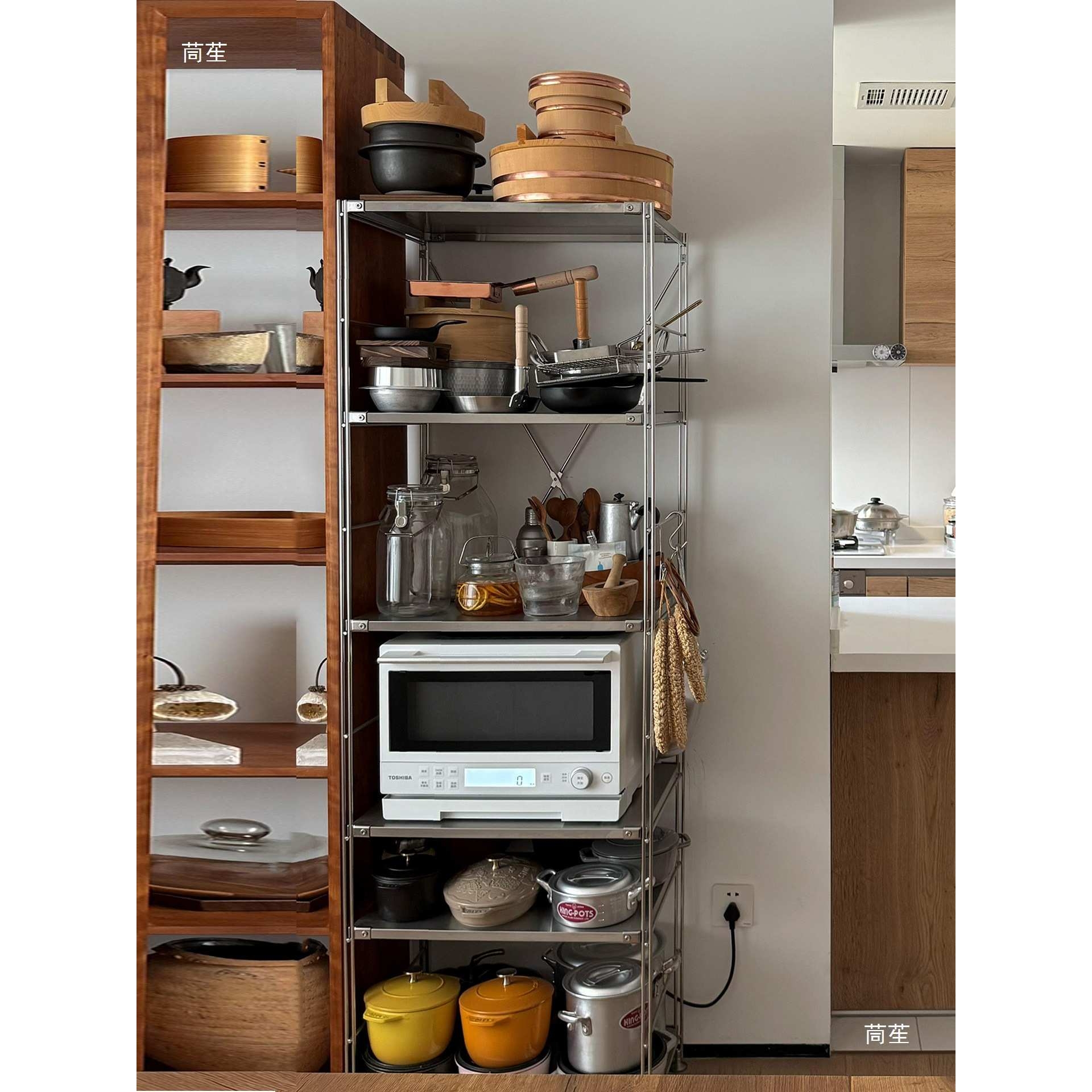 日式不锈钢置物架落地多层客厅阳台储物架书架厨房微波炉收纳架