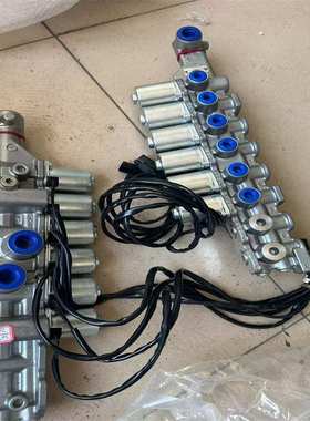 D85P-18推土机水箱154-03-00105上下水室