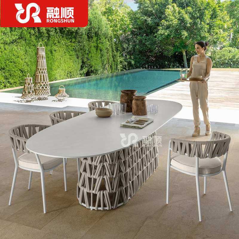 户外桌椅岩板庭院防雨防晒露天别墅室外藤编椅餐厅酒外摆花园家具