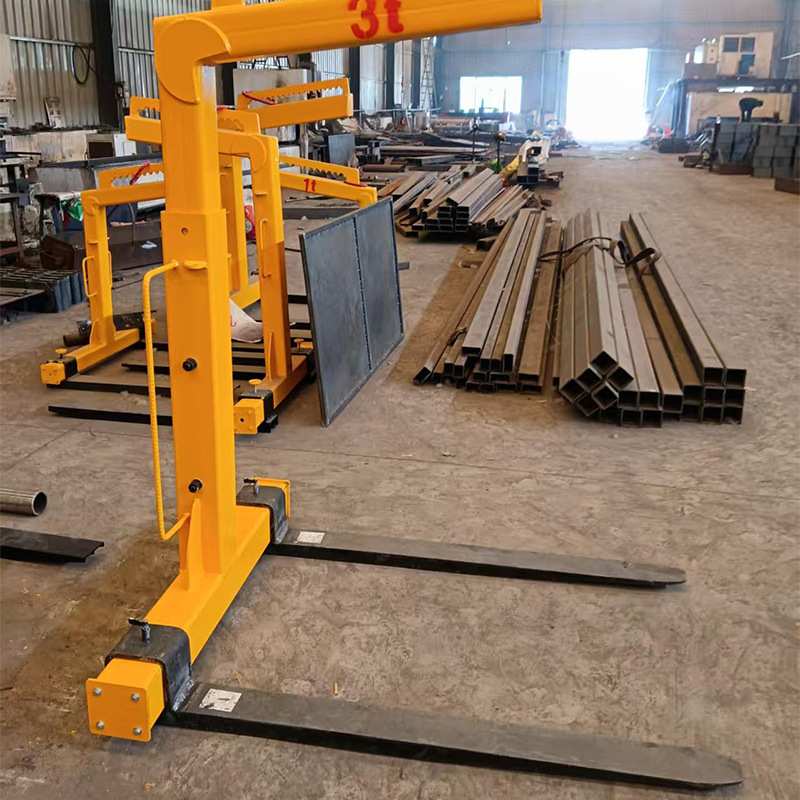 厂家供应多规格多吨位托盘平衡吊具起重钢卷卷板吊具钢卷装卸夹具