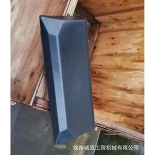 RP1250 RP951摊铺机履带板 RP1356 RP903 胶块 RP902 徐工RP1253