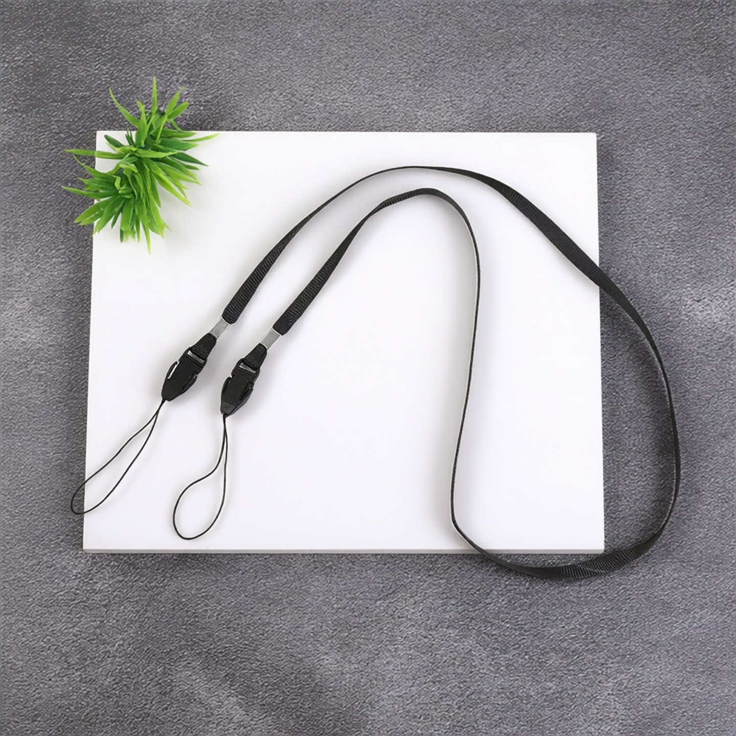 1.0宽双头相机挂绳解放双手