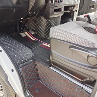 南京依维柯汽车脚垫5宝迪新得意都灵欧胜6坐17座大全包围房车改装