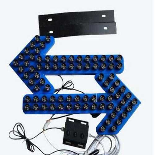 车载箭头灯 车载警示灯  清扫车导向灯 车载LED洒水车导向箭头灯