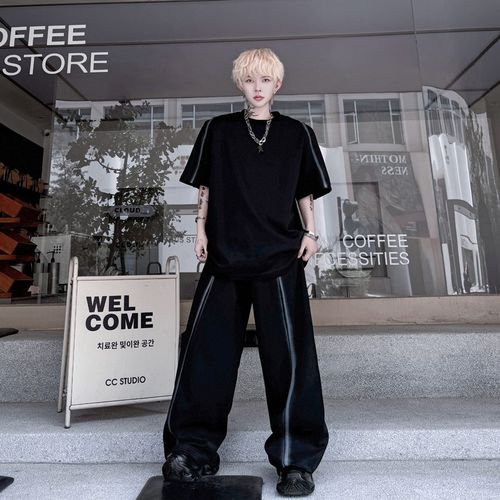 2025夏装美式喷绘设计短袖T恤套装男撞色潮牌休U闲直筒长裤两件套