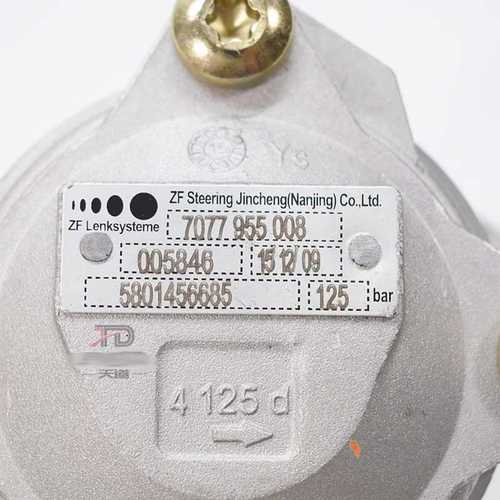 南京依维柯转向助力泵宝迪欧胜F1C3.0发动机方向机液压助力转向泵