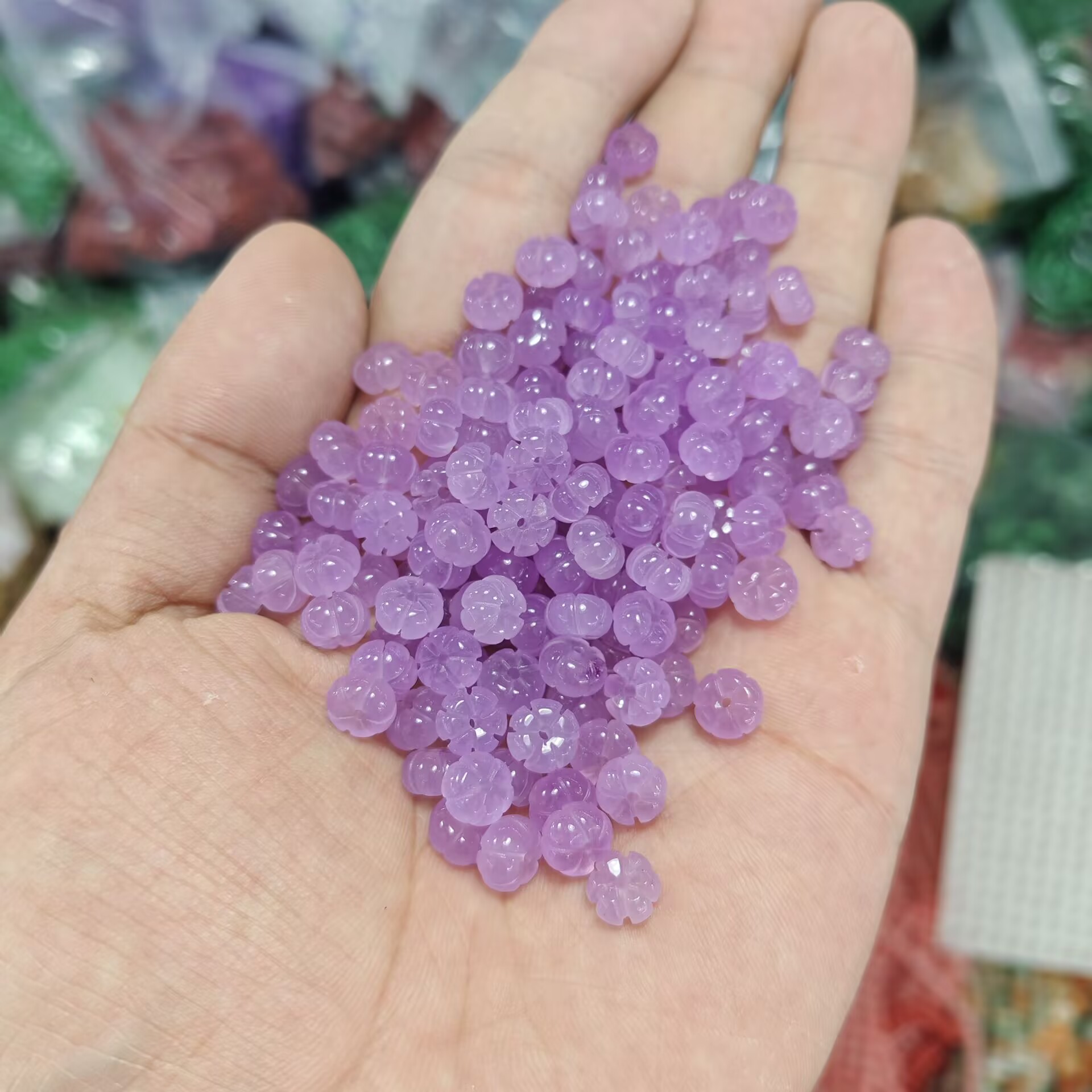 翡翠冰种紫罗兰巴山南瓜圆珠散珠