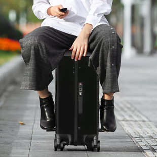 智能行李箱自动跟随男女多功能遥控感应可充Q电密码跟着走骑行