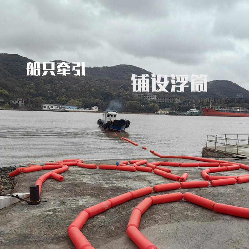 运河水道隔离塑料浮筒 大浮力PE环保景区湖面游船停靠警戒浮排
