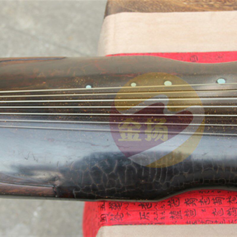 【金扬古琴】断纹伏羲式镶玉古琴 百年老杉木高档演奏古琴