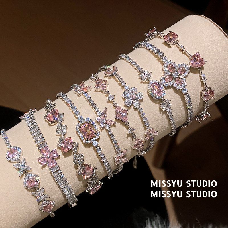 方形甜美手串粉色手饰花朵女锆石公主风超仙轻奢蝴蝶结手链高级感