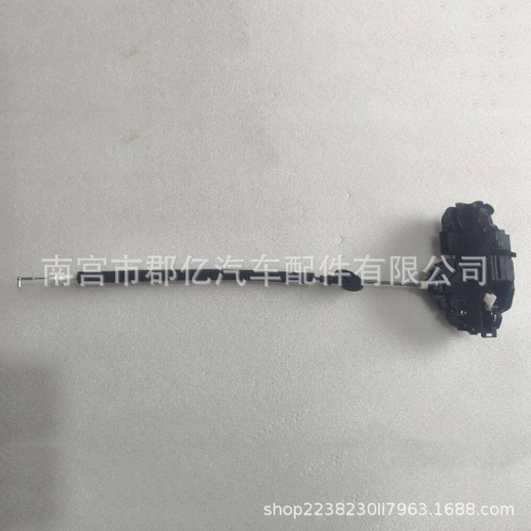 比亚迪秦Pro车门锁体总成遥控