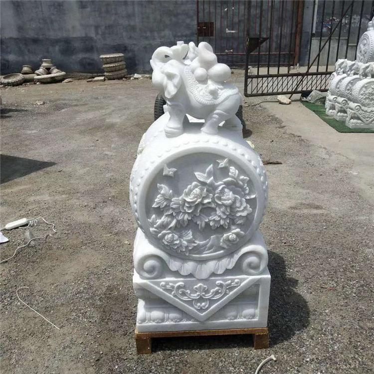 汉白玉麒麟抱鼓石门墩一对庭院