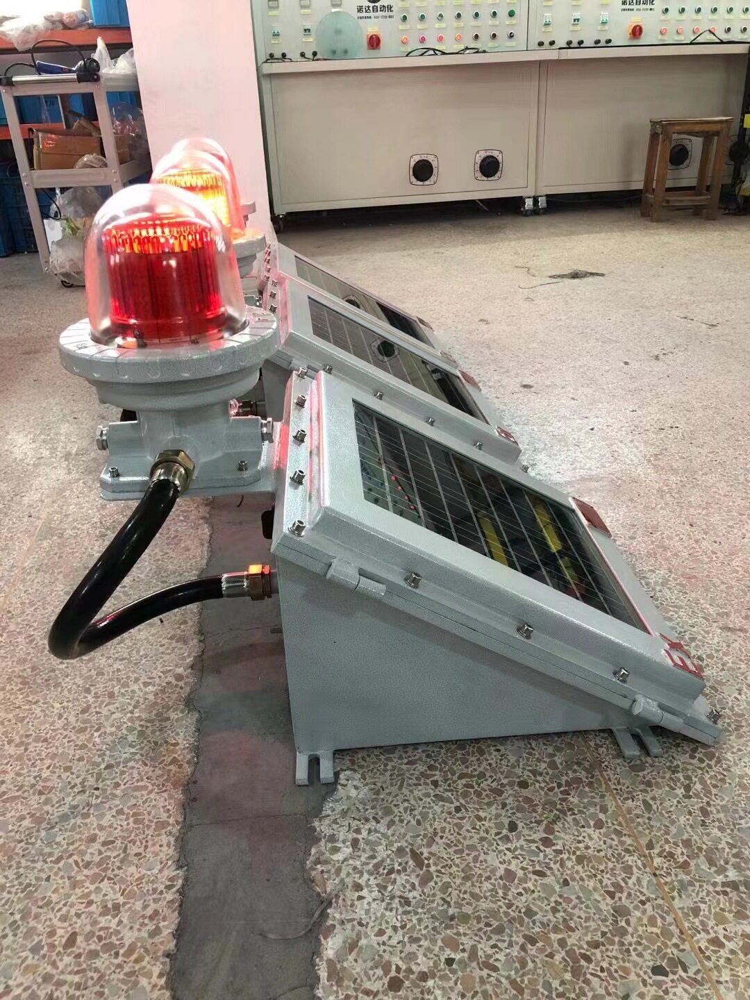防爆障碍灯太阳能防爆航空障碍灯