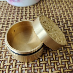精黄铜实心密封有盖小砚台铜砚外出携带雕花不漏墨文房四宝墨盒