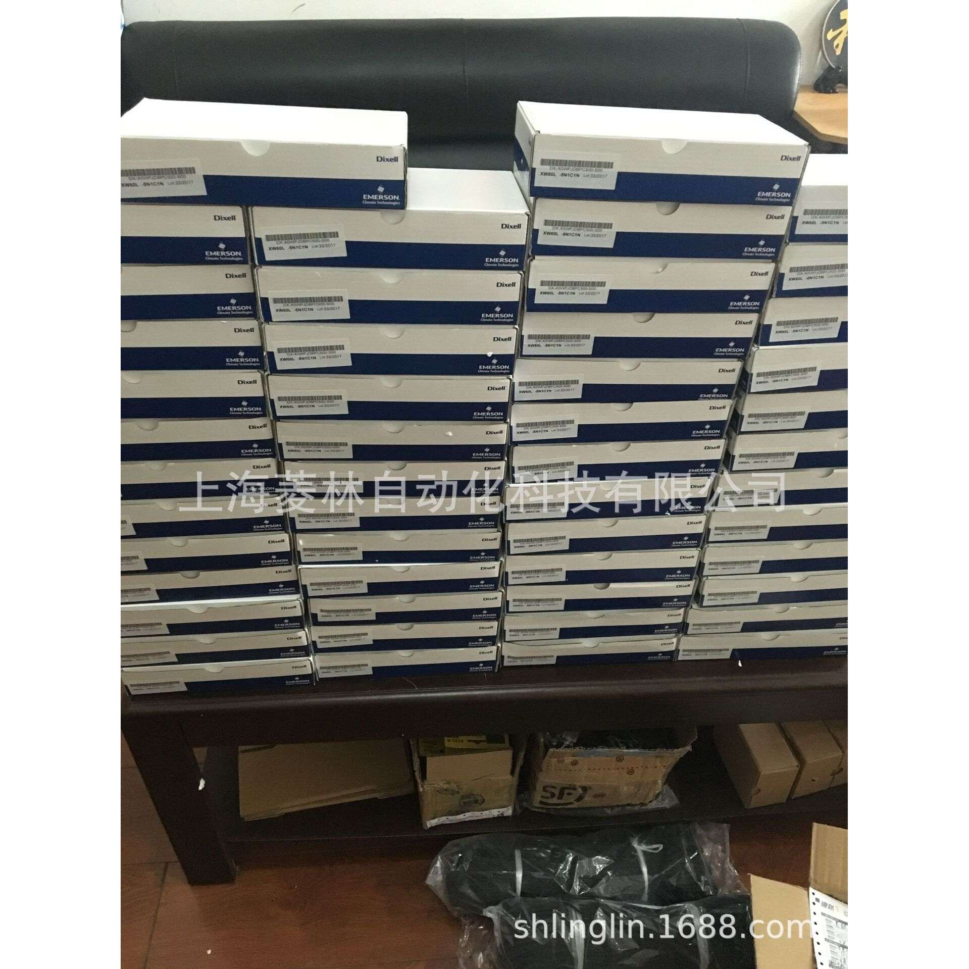 DIXELL控制器 IC281L 2台 IC261L-10100控制(调节)仪表