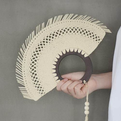 手工编织民俗扇子灯芯草编中式手摇工艺扇夏季乘凉装饰家用挂件扇