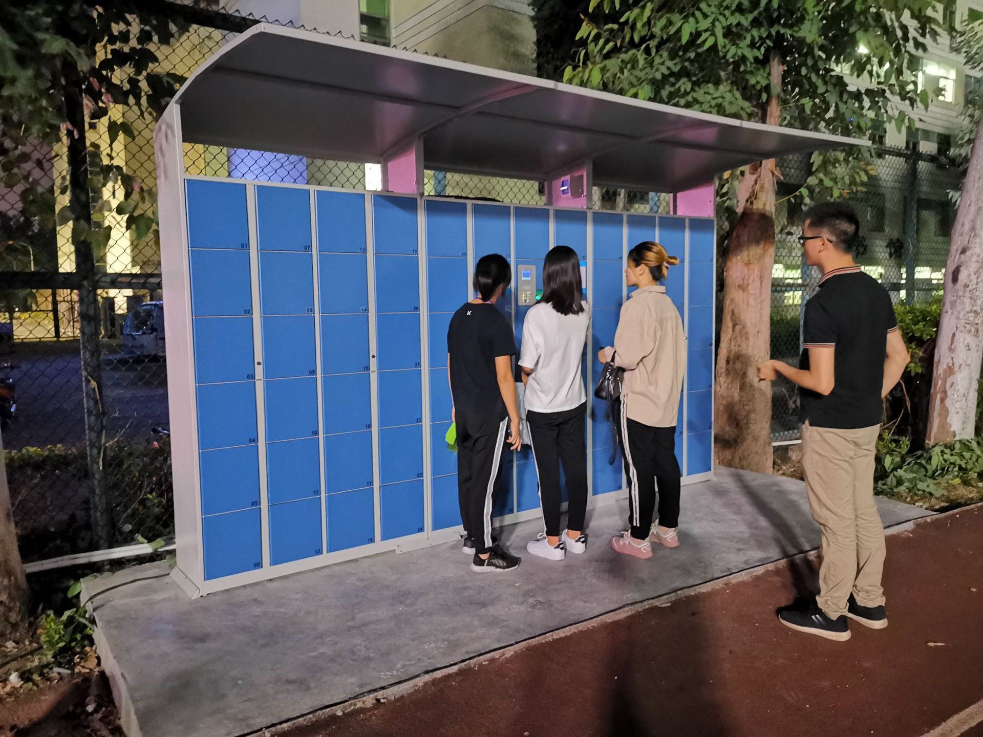 振耀智能人脸识别储物柜人脸识别寄存柜人脸识被存包柜